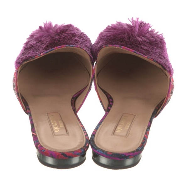 NWOT Aquazarra brocade closed toe slides with pom poms. - Picture 4 of 5